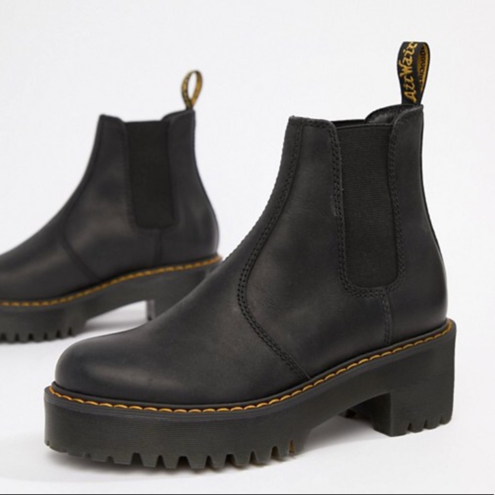 Dr Martens Rometty chelsea boot 8